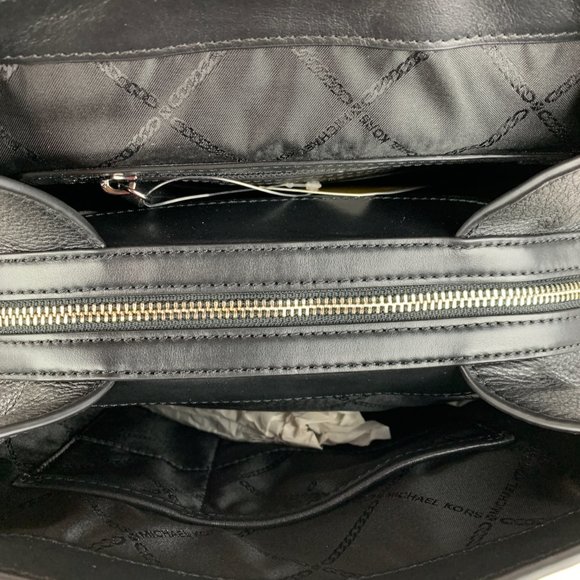 New Michael Kors Raven Leather Medium Backpack - Picture 9 of 9